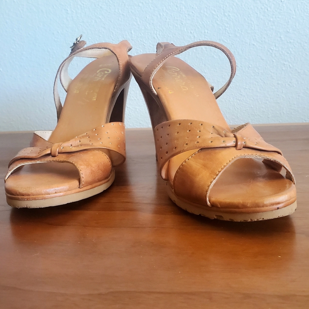 Vintage Carrera heels